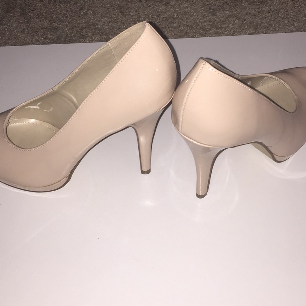Xappeal jaw breaker heels never worn